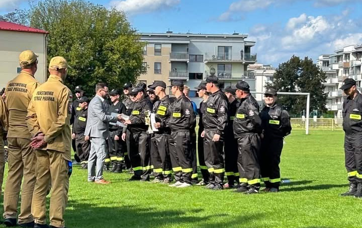 SUKCES NASZYCH STRAŻAKÓW PODCZAS POWIATOWYCH ZAWODÓW SPORTOWO-POŻARNICZYCH